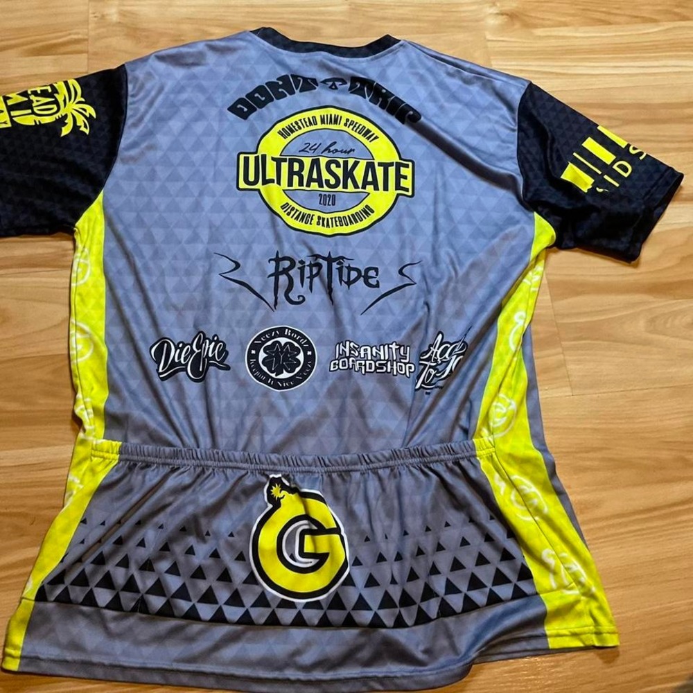Ultraskate cyclng jersey‎